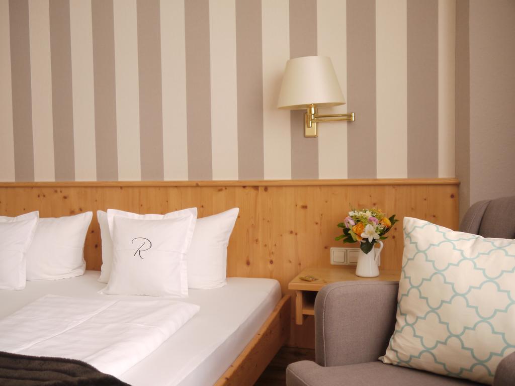 Hotel Ratsstuben Линдау Экстерьер фото