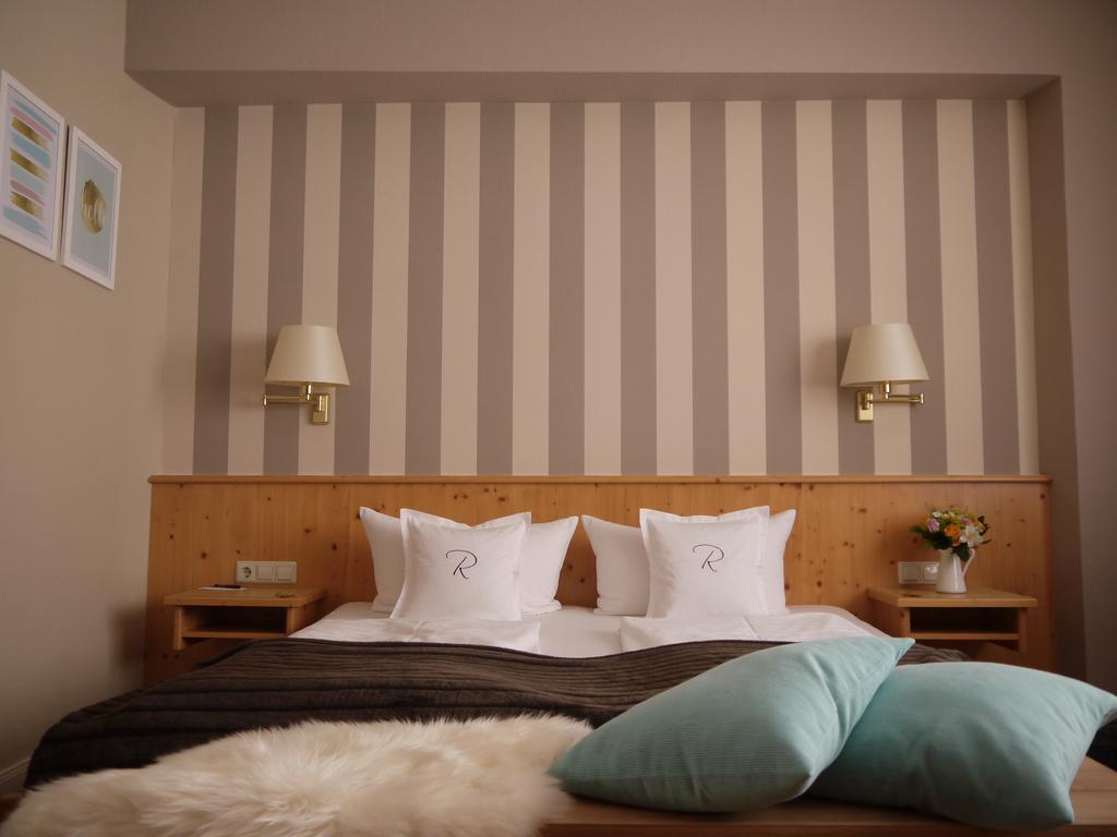 Hotel Ratsstuben Линдау Экстерьер фото