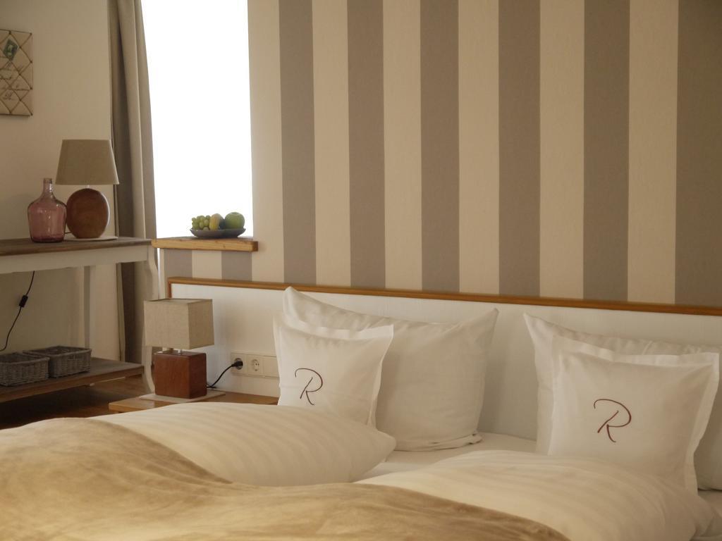 Hotel Ratsstuben Линдау Экстерьер фото